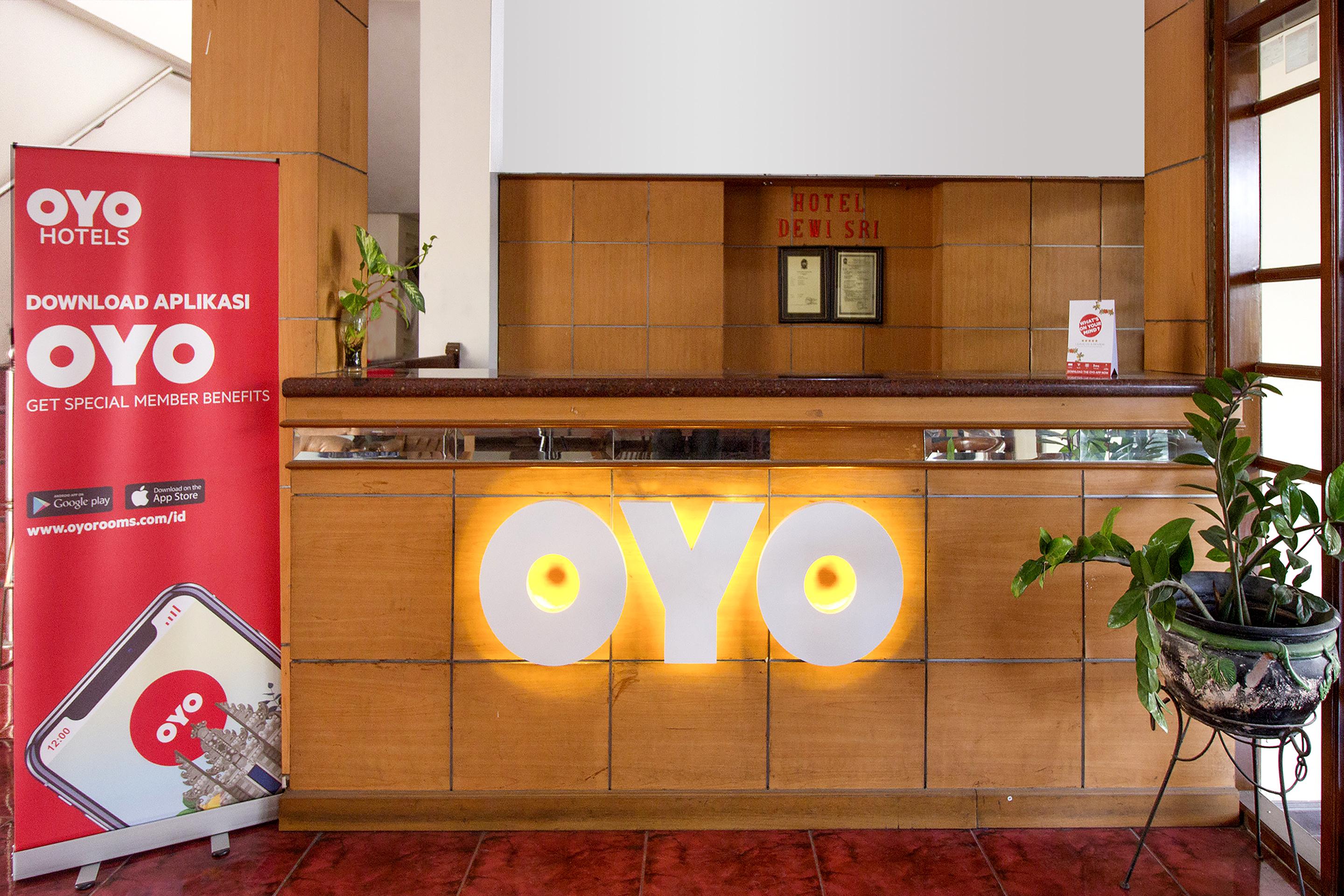 Hotel Dewi Sri Redpartner Yogyakarta Ngoại thất bức ảnh