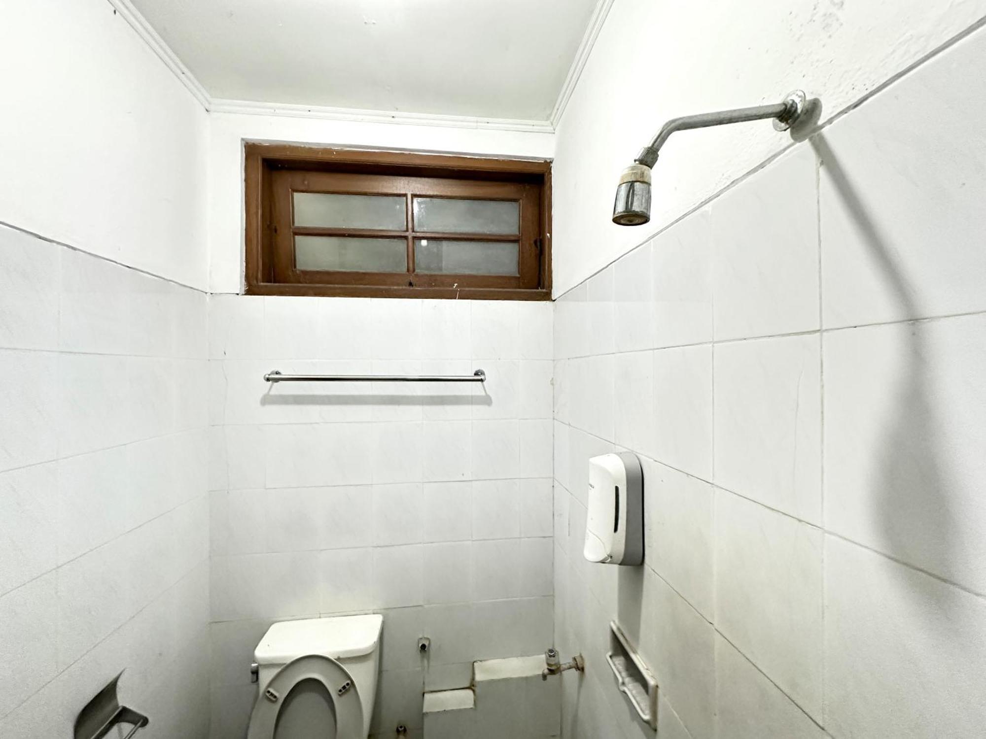 Hotel Dewi Sri Redpartner Yogyakarta Ngoại thất bức ảnh